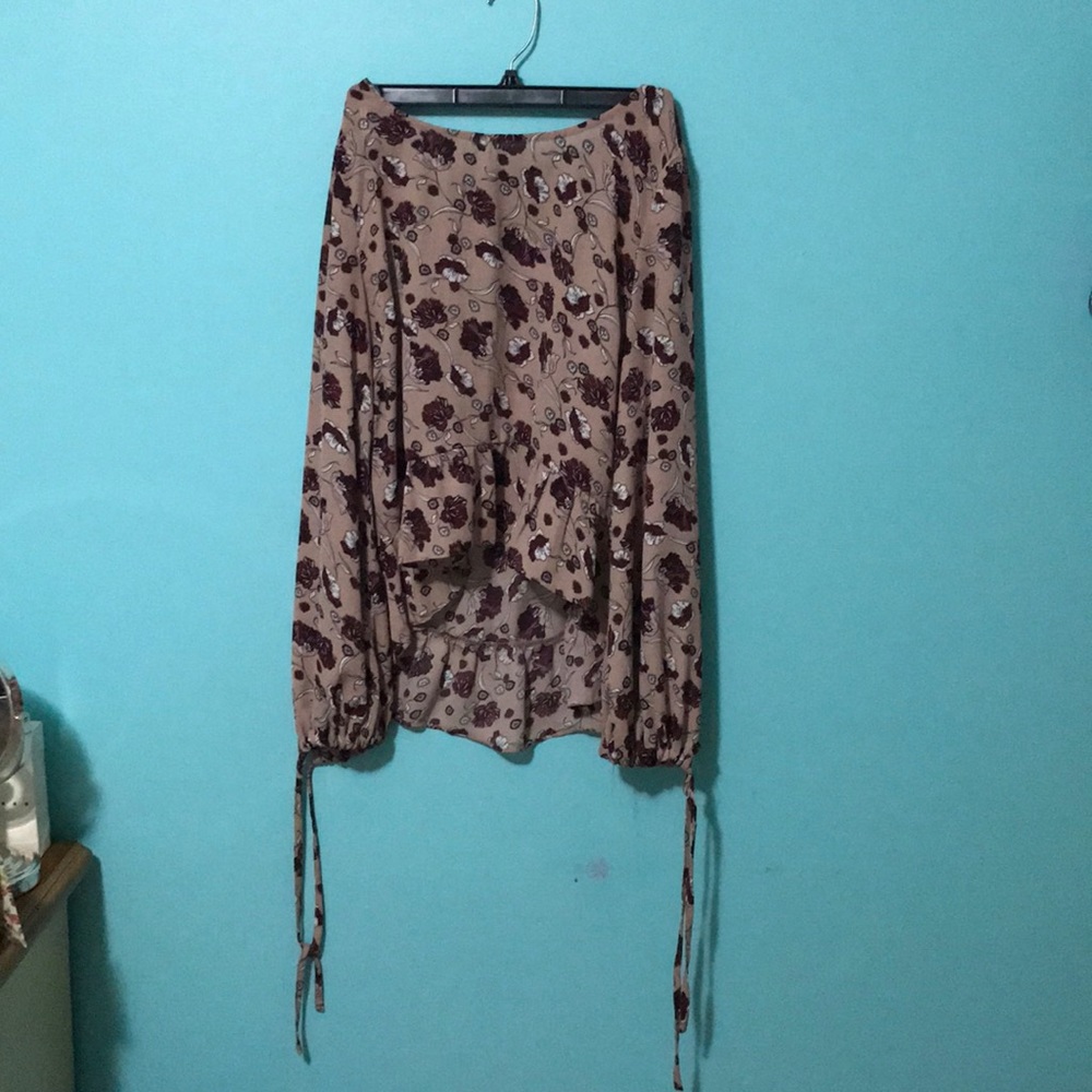 Dressy flower long sleeve